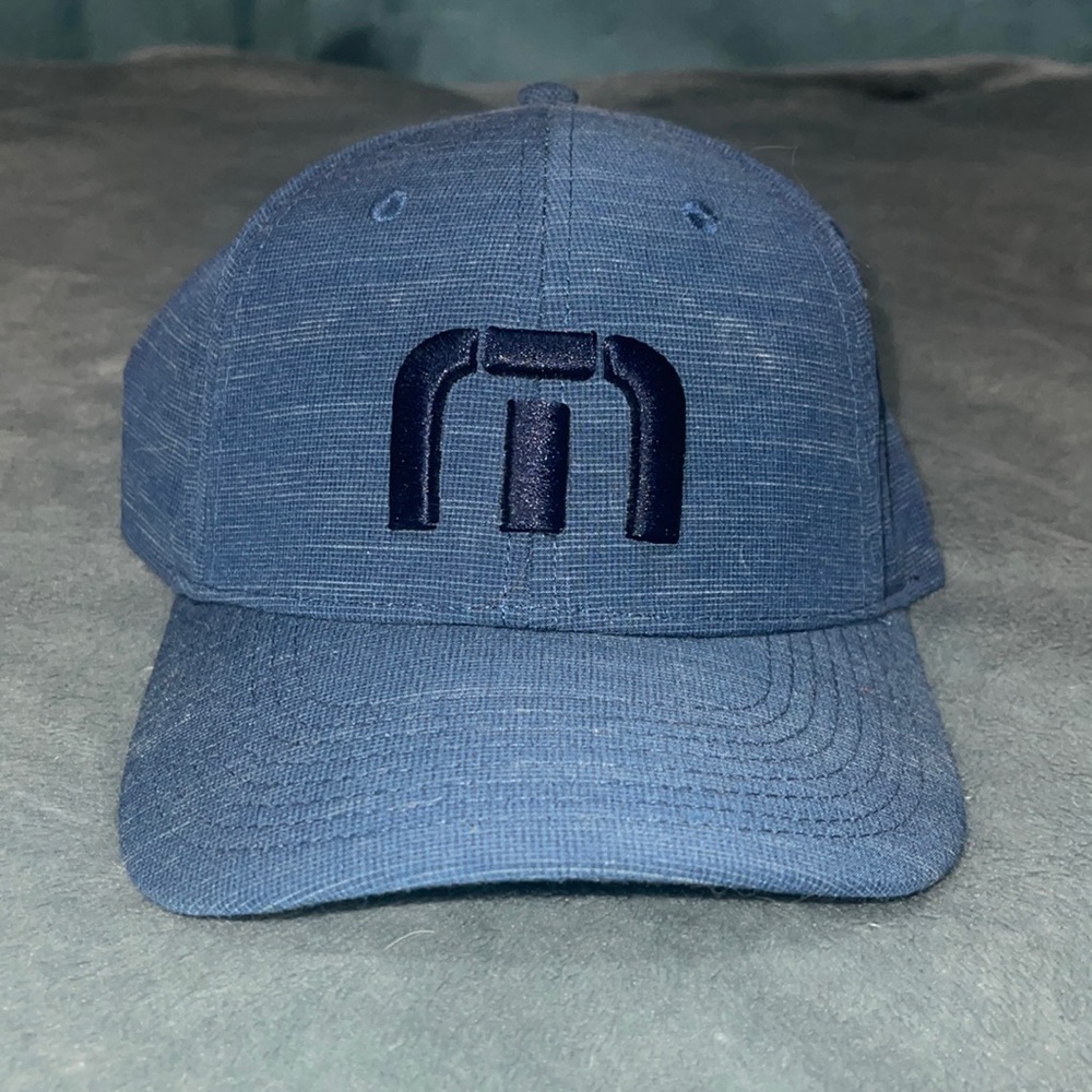 Travis Mathew golf hat